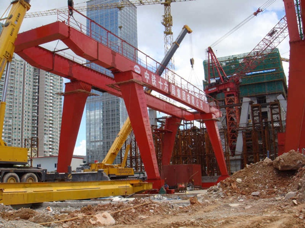 關(guān)于龍門吊拆卸的常見(jiàn)問(wèn)題和應(yīng)對(duì) 門式起重機(jī)出租