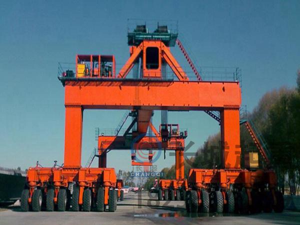 新疆阿勒泰提梁機(jī)廠家 龍門吊和提梁機(jī)的區(qū)別