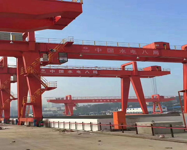 浙江嘉興門式起重機(jī)廠家【LH型電動(dòng)葫蘆雙梁起重