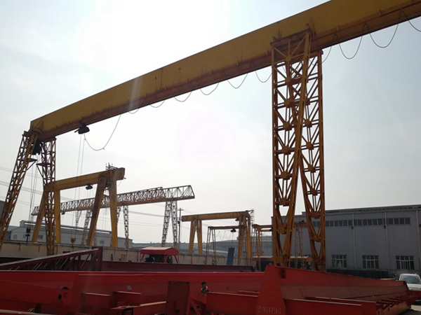 新疆塔城龍門(mén)吊公司有健全科學(xué)的規(guī)章制度