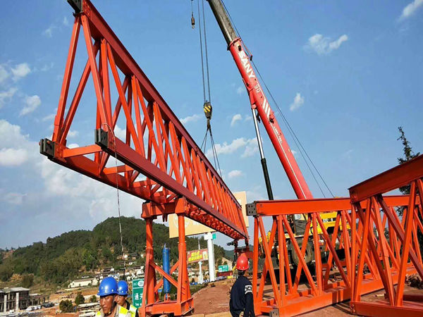 內(nèi)蒙古興安盟架橋機公司zui大架橋設(shè)備