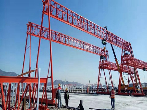 湖南湘潭門式起重機