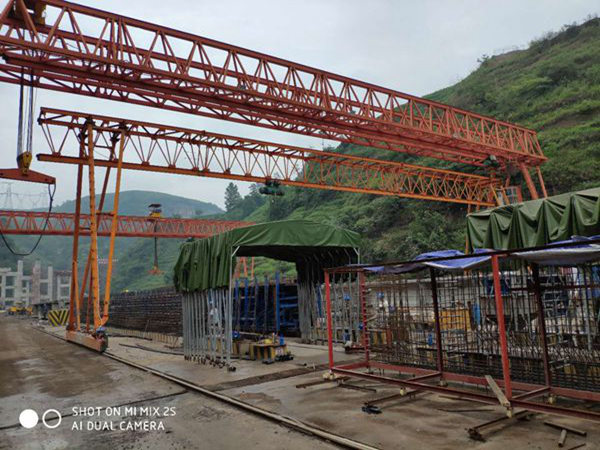 山東濟(jì)南龍門(mén)吊租賃廠家直接看設(shè)備