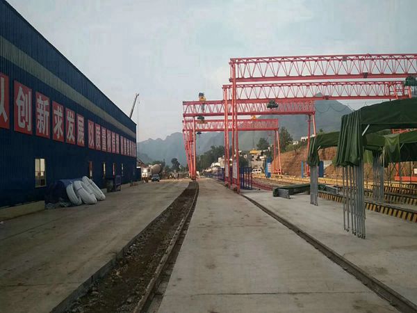 內(nèi)蒙古鄂爾多斯龍門(mén)吊廠家彈簧