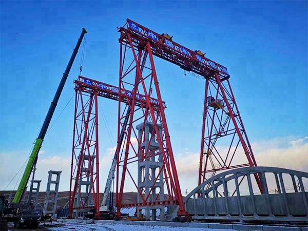 湖北潛江龍門吊出租 梁場慢速龍門吊