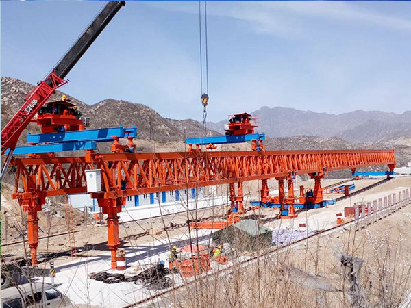 河北滄州架橋機廠家介紹防止100t架橋機銹蝕方法